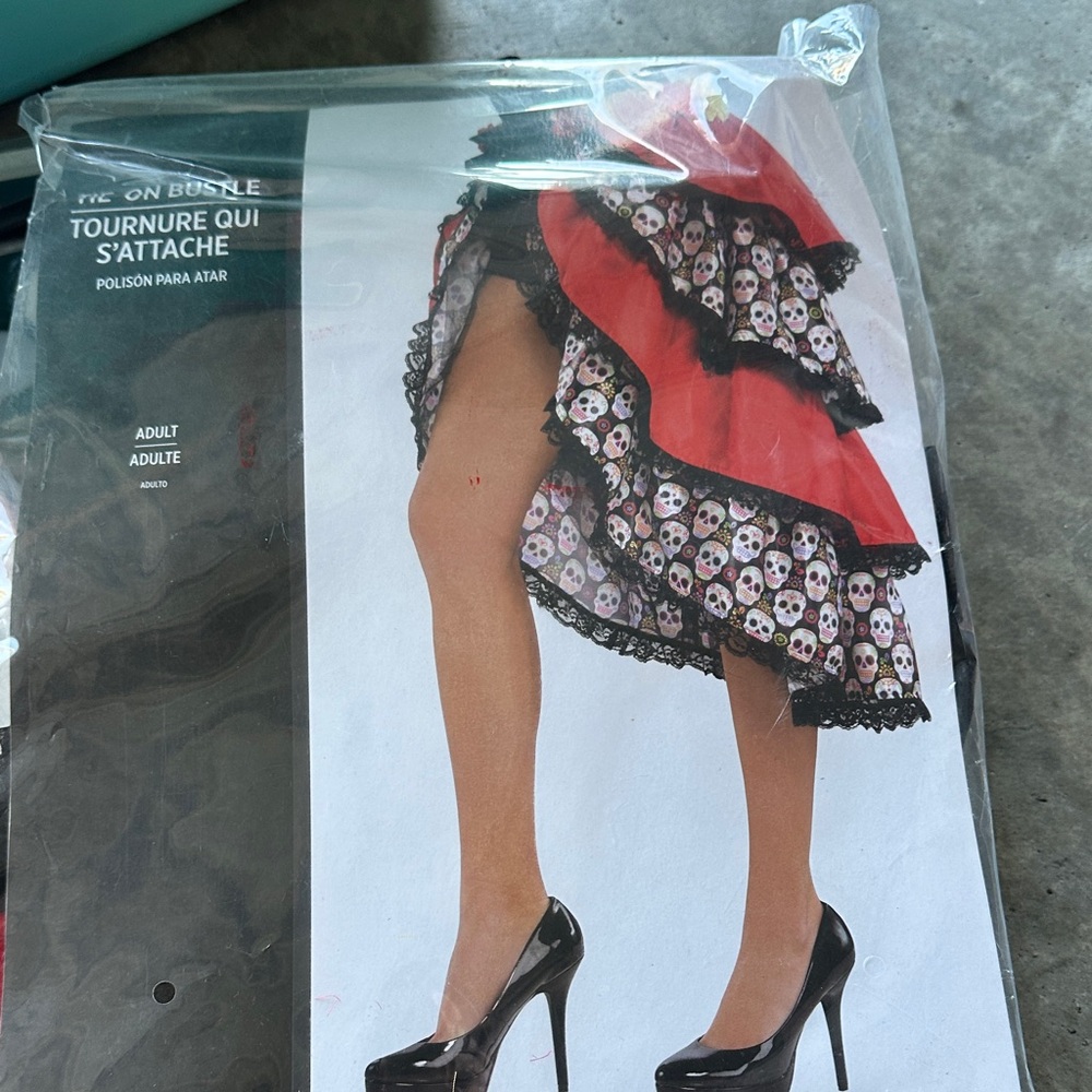 Red and Black Skull Print Women's Skirt